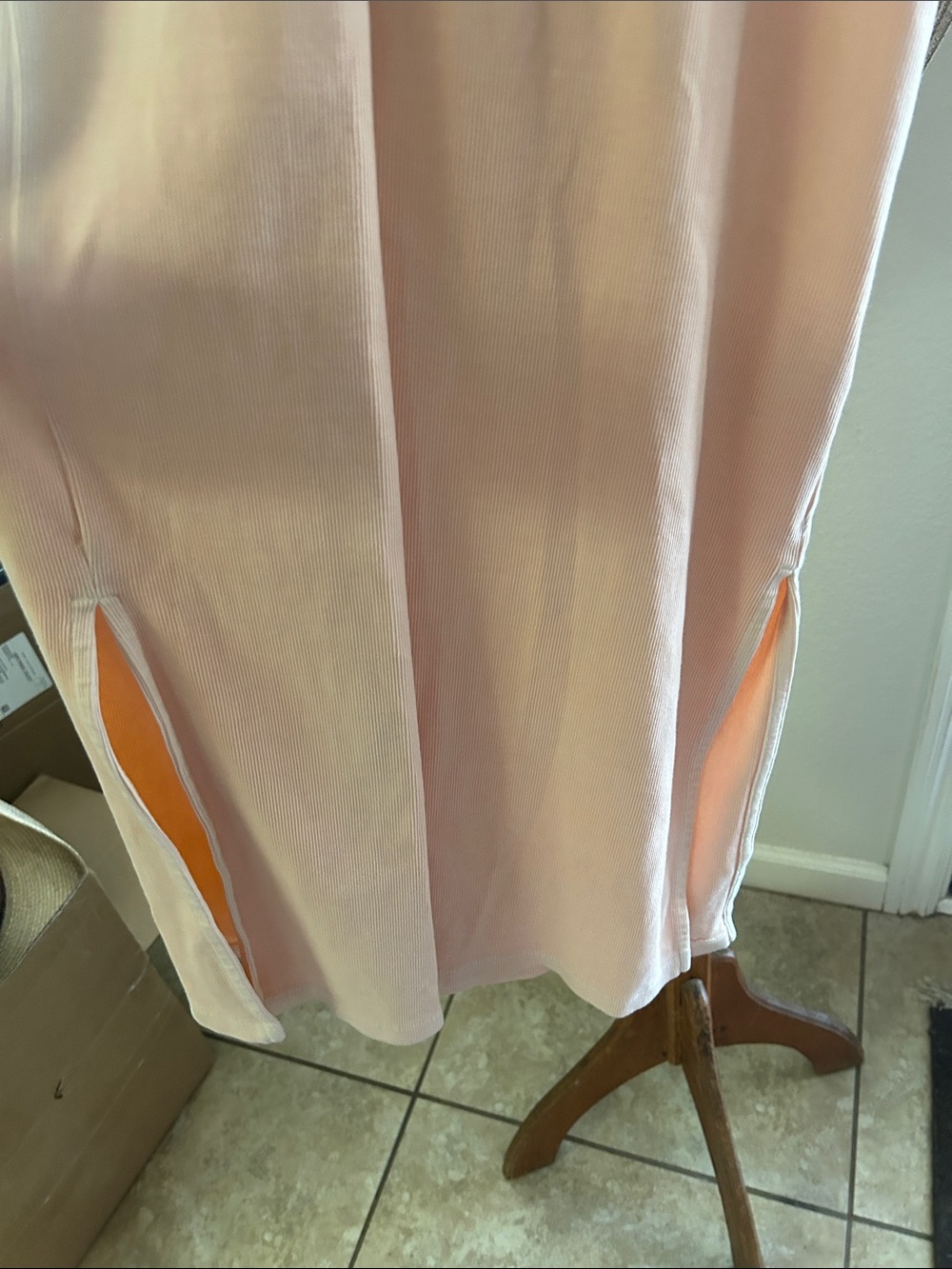 Old Navy Women's Sleeveless Maxi Dress in Light Pink - Picture 2 of 4